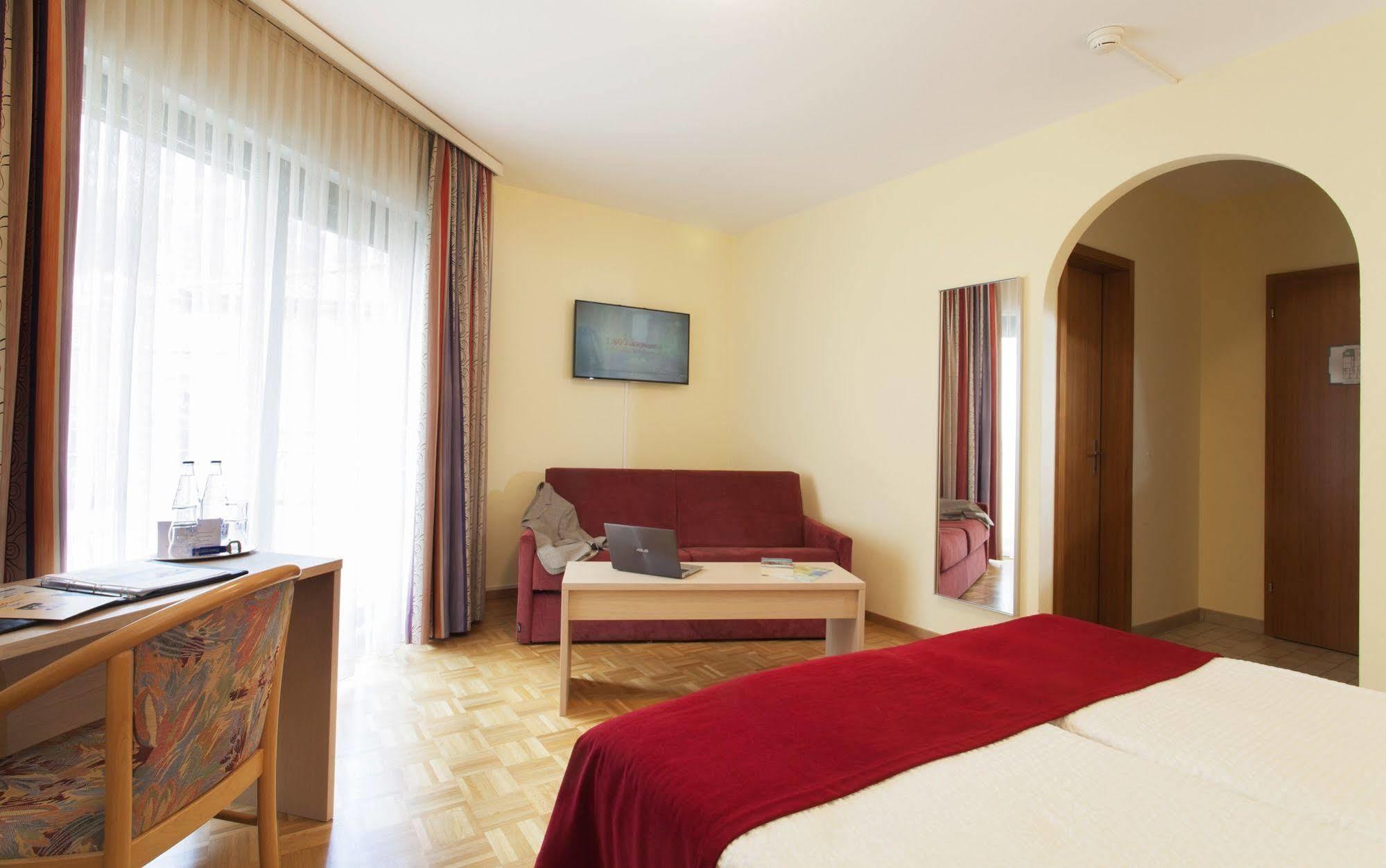 Hotel Geranio Au Lac Muralto Exterior photo